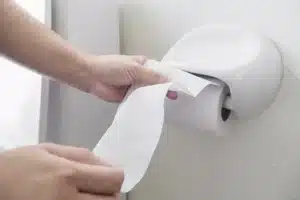 pulling tissue toilet paper