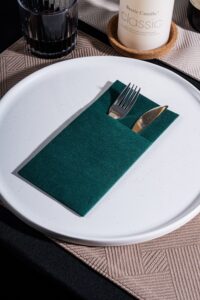 Pre-folded Pocket Airlaid Linen Feel Napkins